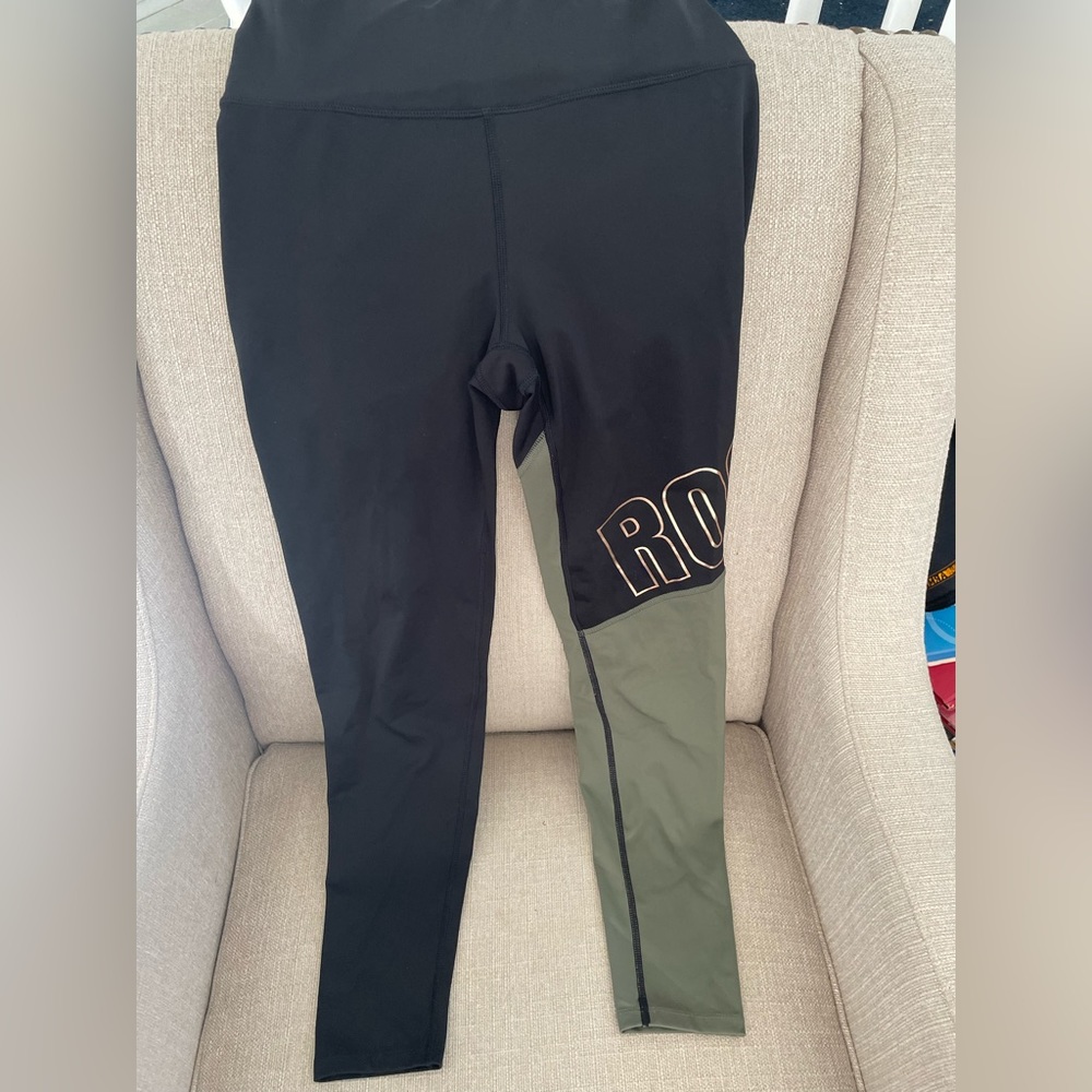 Black leggings